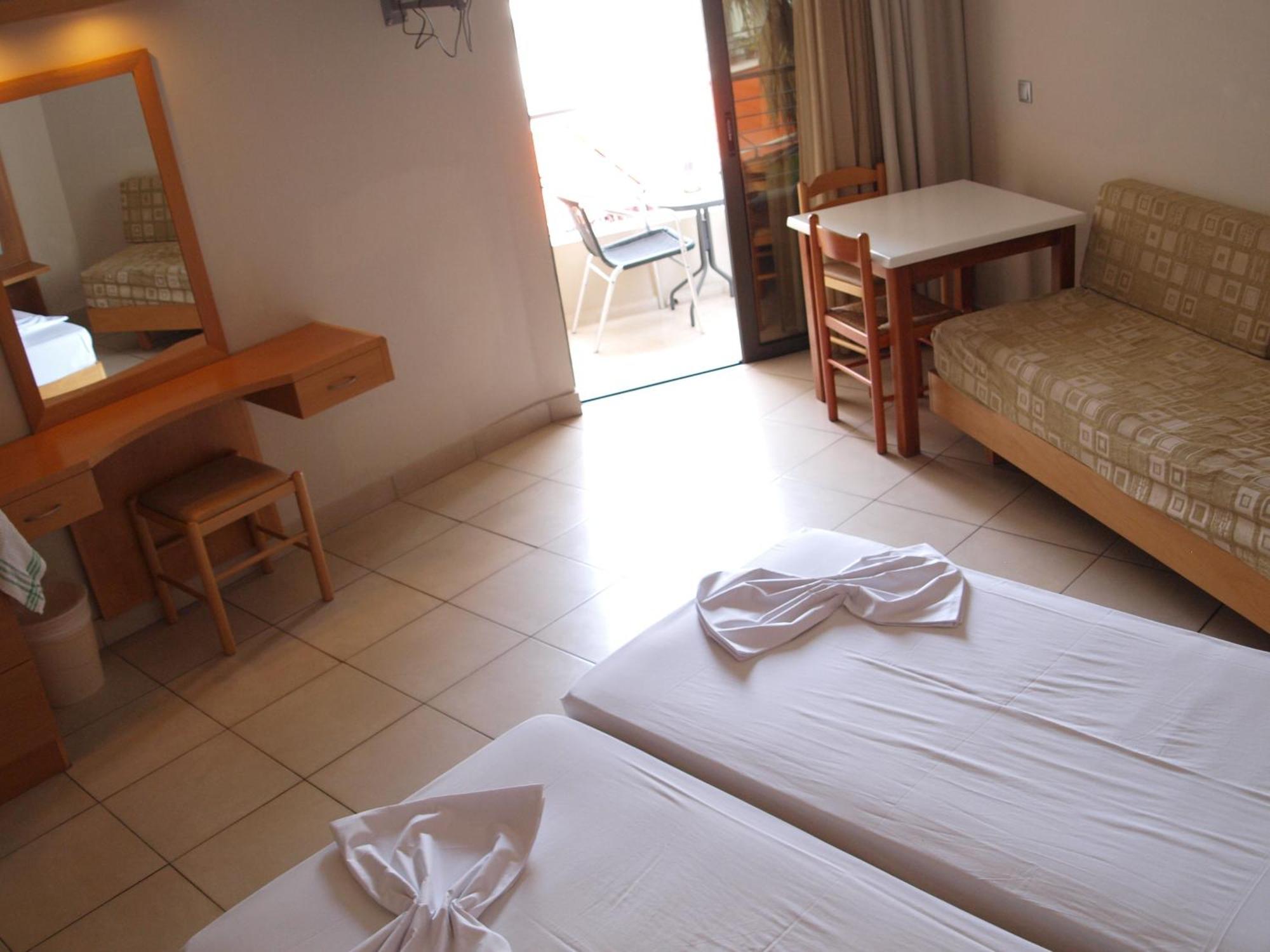 Saint Constantine Hotel Kos-Stadt Exterior foto