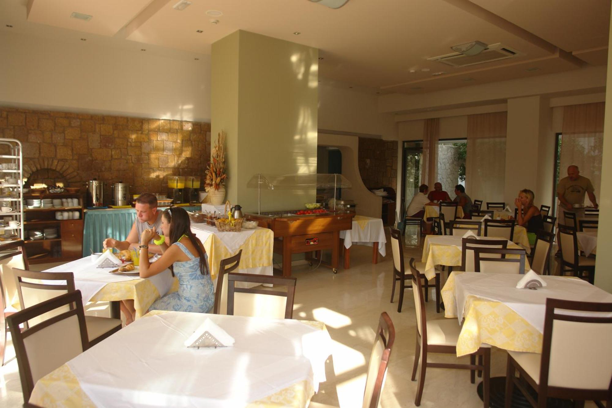 Saint Constantine Hotel Kos-Stadt Exterior foto